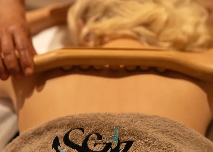 מלון Sezz Wellness Adult Only