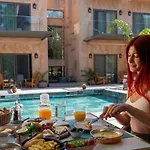 מלון Sezz Wellness Adult Only *