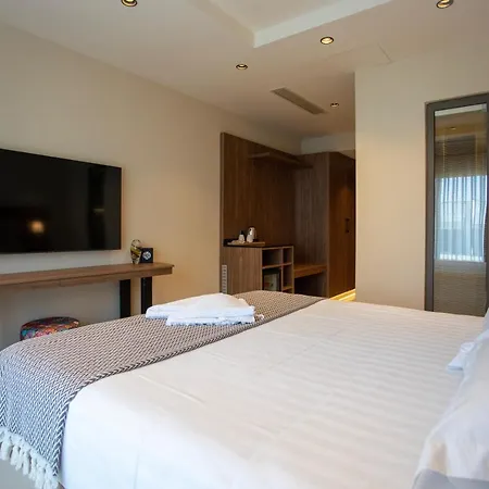 Sezz Wellness Adult Only Яликовак