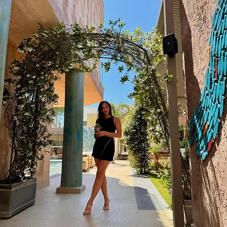 Sezz Wellness Adult Only Отель *